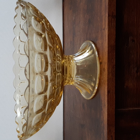 Vintage Yellow Federal Glass Yorktown Colonial Pressed Glass Cubed Compo… - Picture 2 of 12